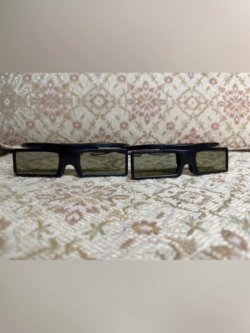 Samsung SSG-4100GB 3D Active Glasses Lot of 2 Battery Operated Bluetooth